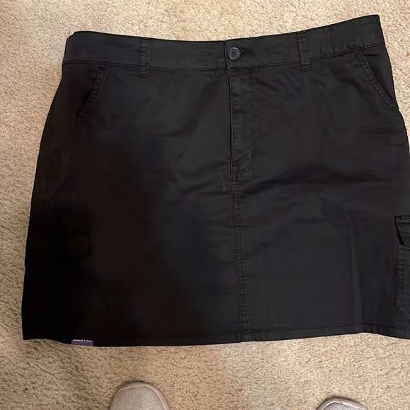 NWT Social Standard by Sanctuary HERO Cargo Mini Skirt Black - Picture 5 of 7